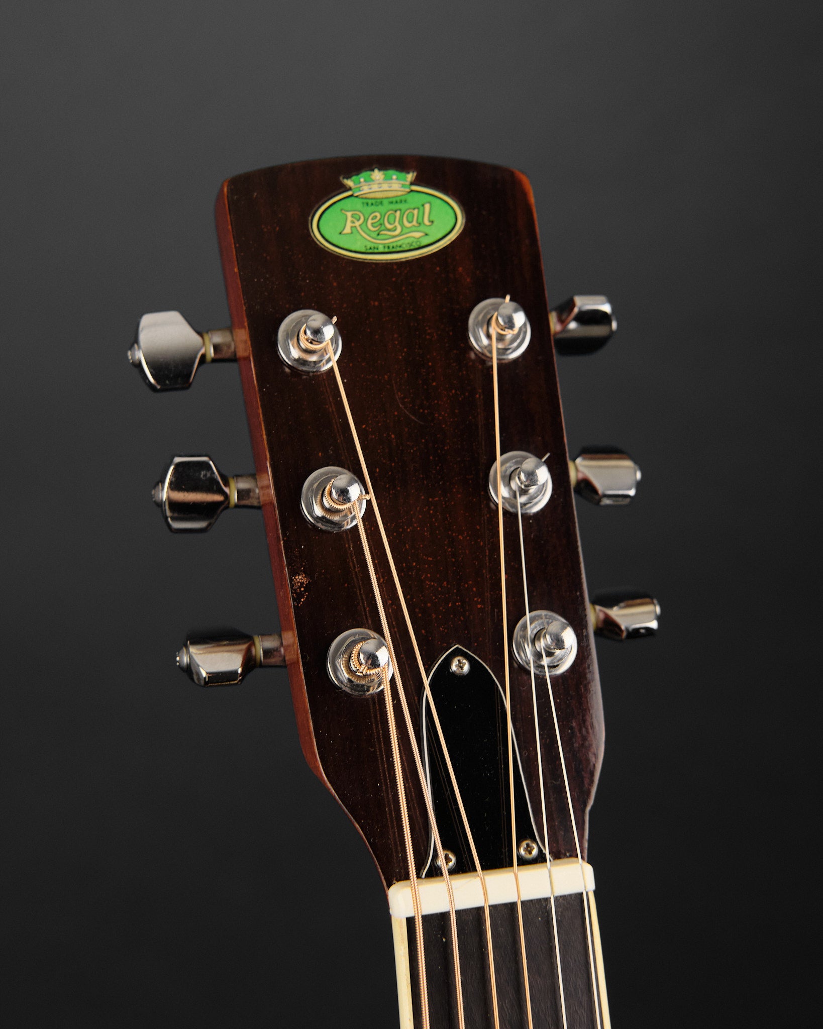 Regal Wood Body Resonator Natural (Second-Hand)