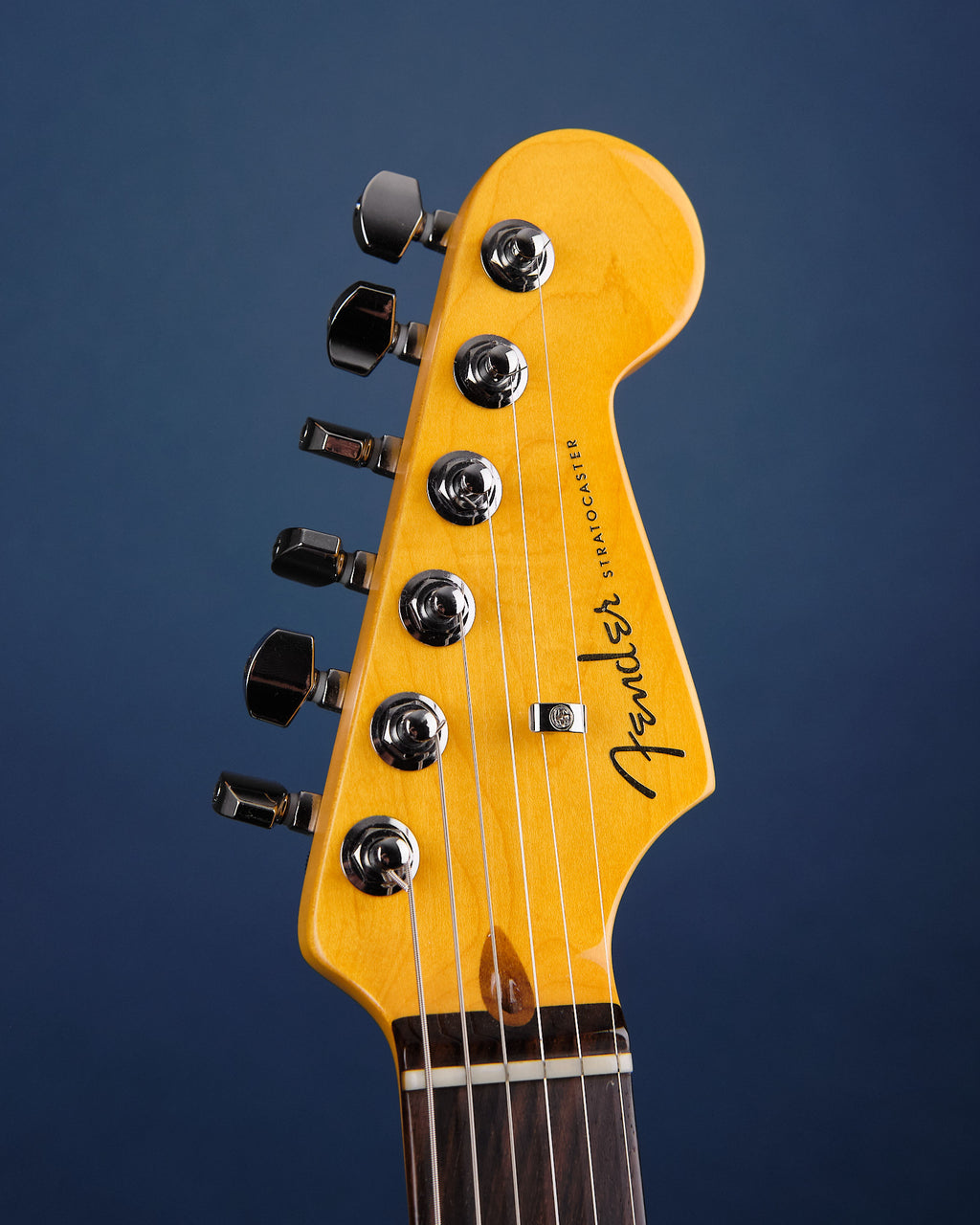 2021 Fender American Ultra Stratocaster HSS Cobra Blue