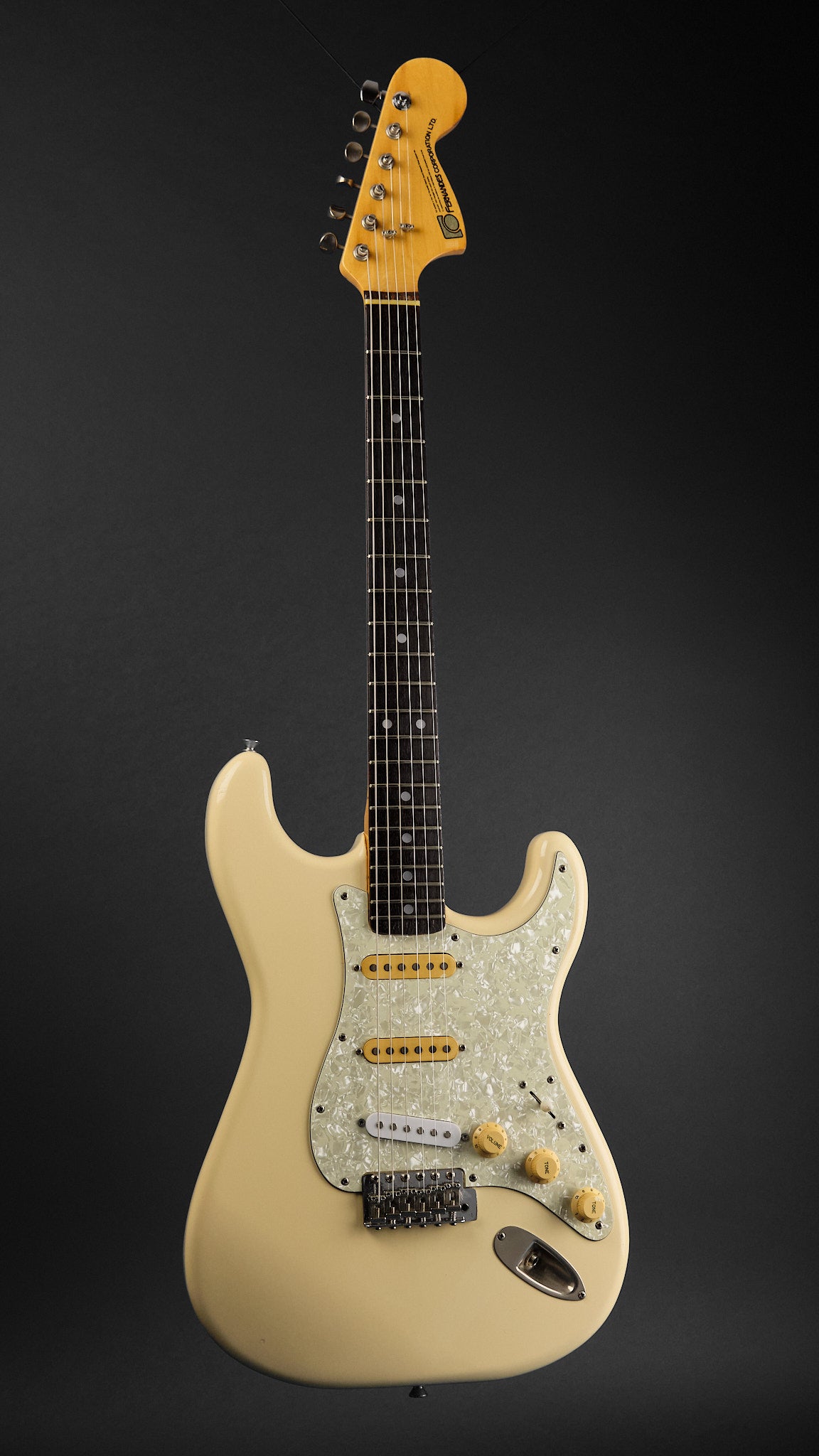 1970s Fernandes FST-50 White