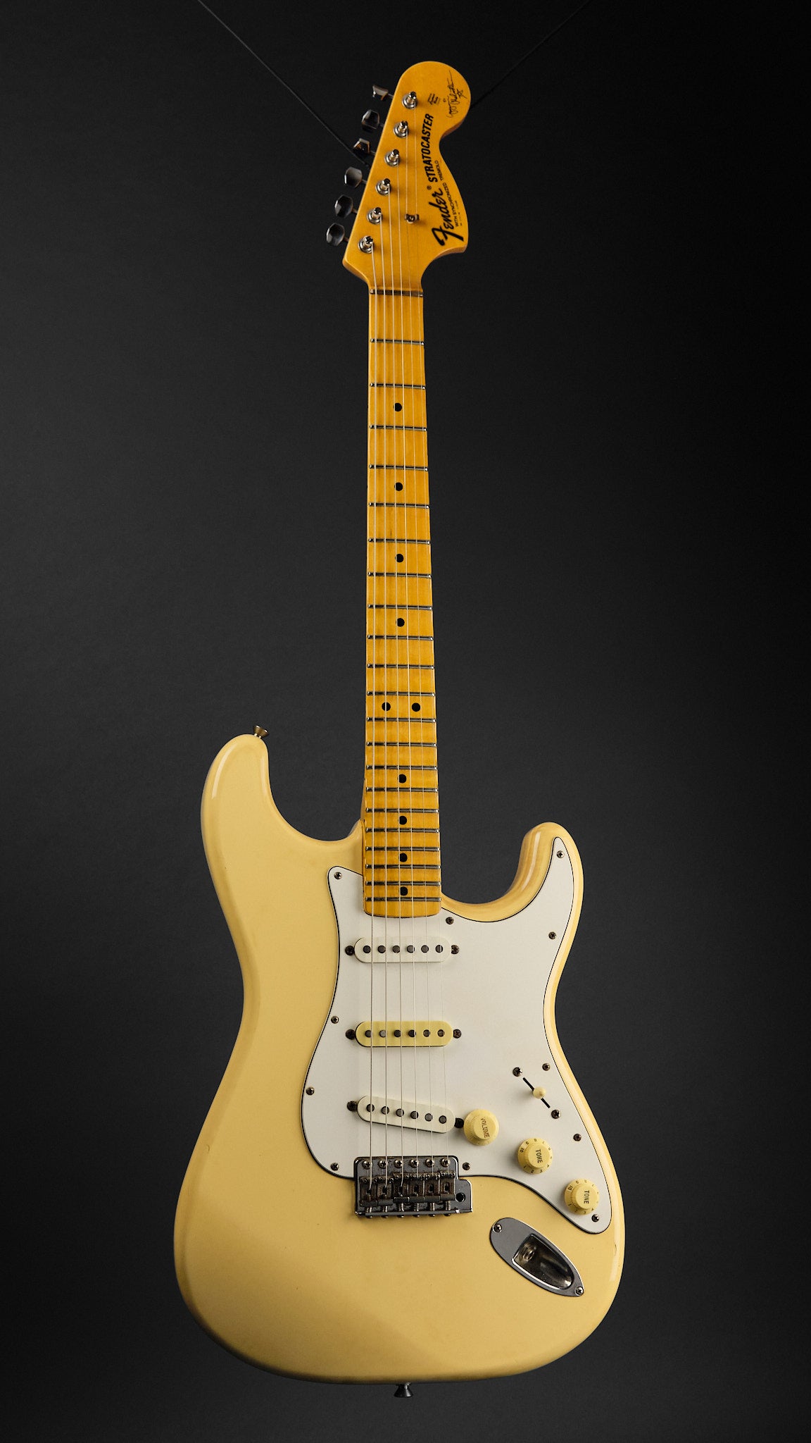 2005 Fender CIJ ST68-185YM Yngwie J Malmsteen Stratocaster Vintage White