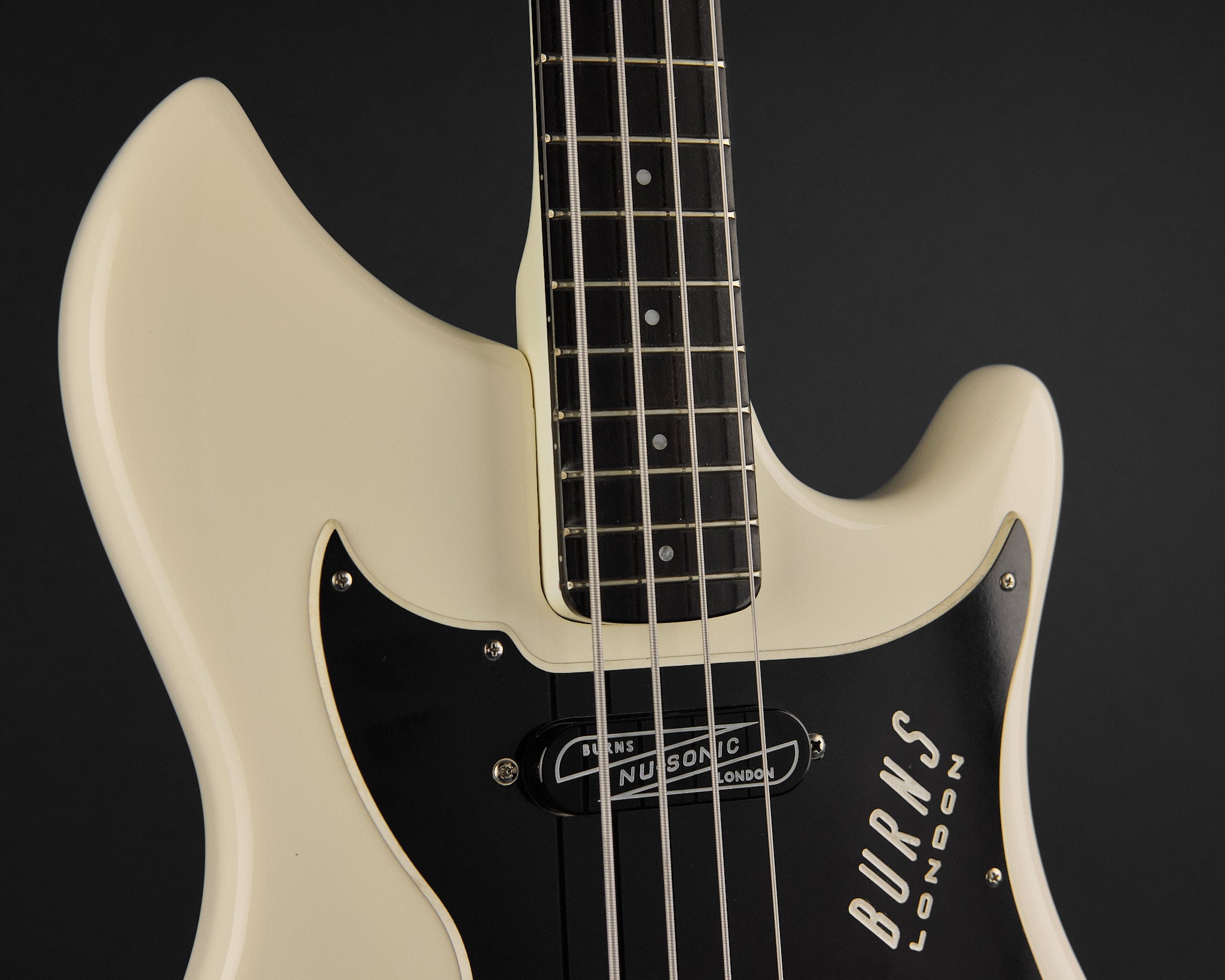 Burns Nu-Sonic Bass White (Second-Hand)