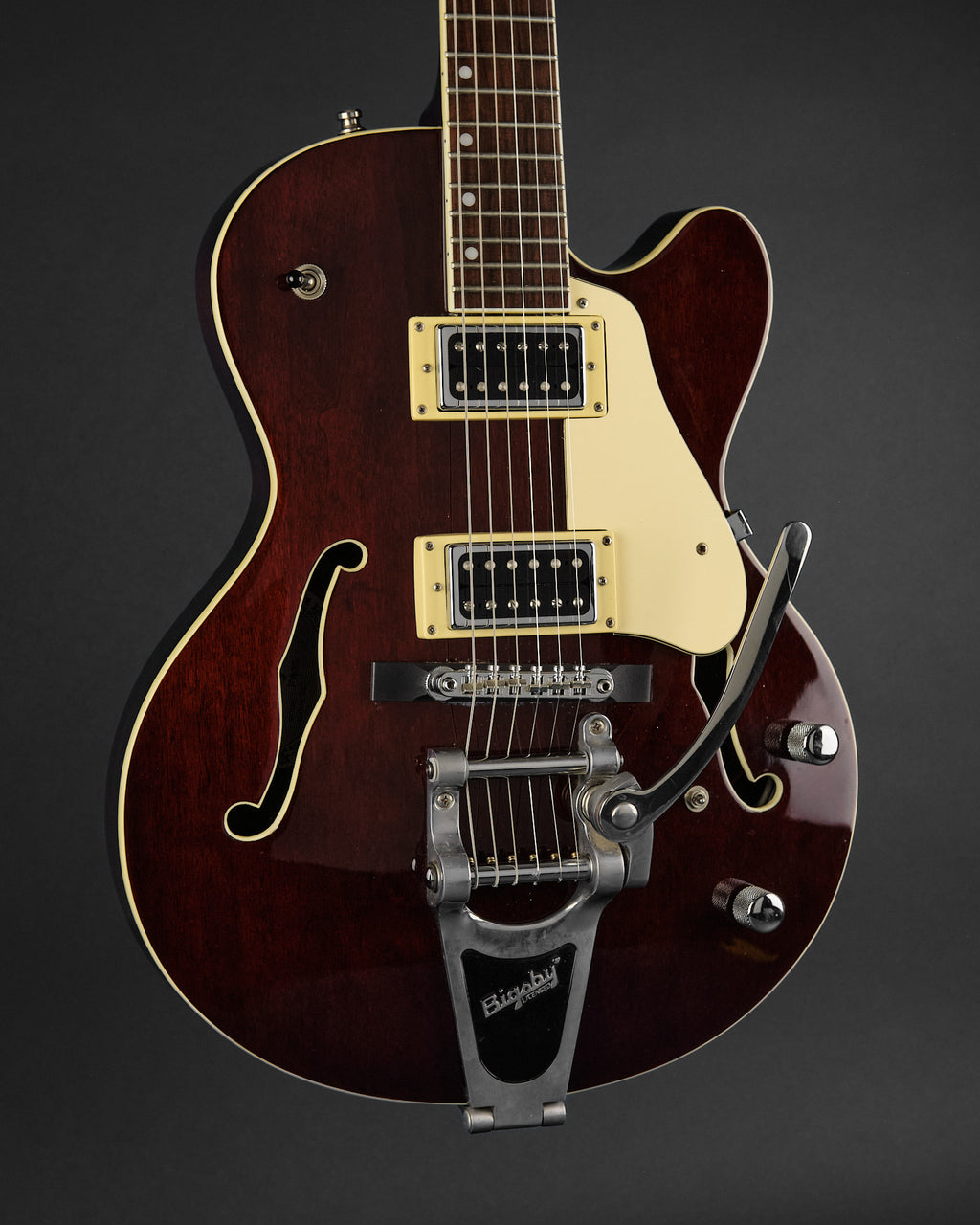 Aria FA-75 Walnut (Second-Hand)