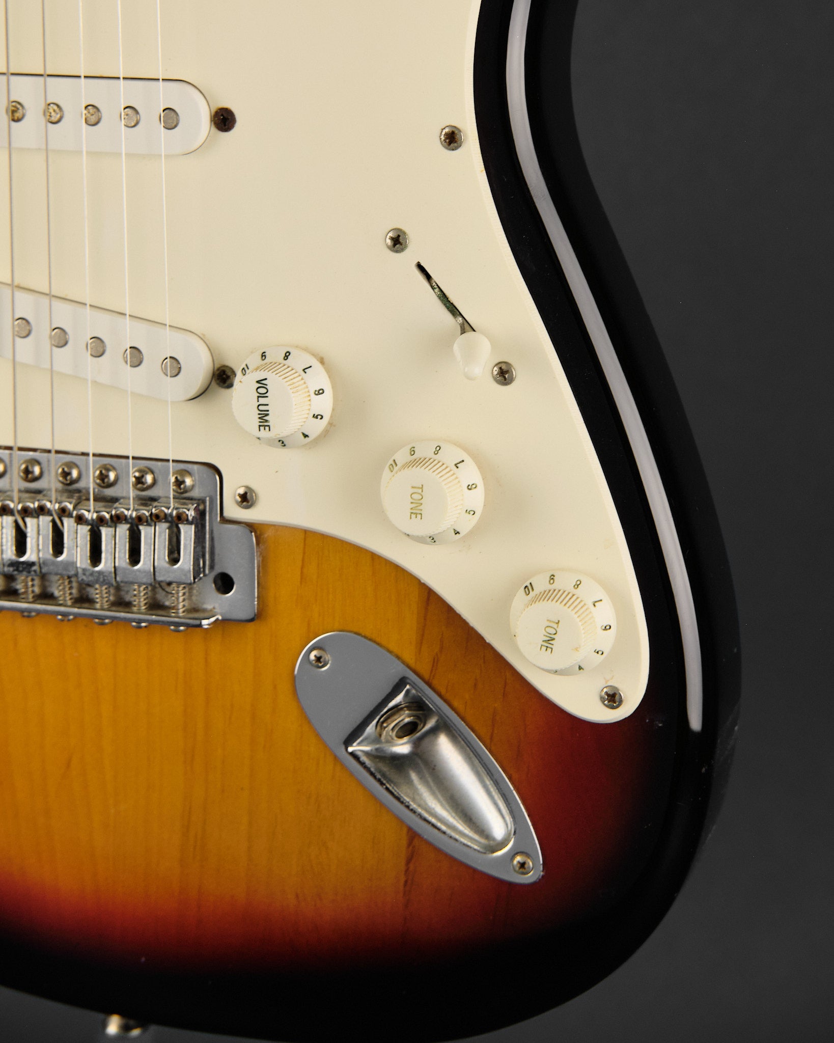 1998 Squier Affinity Series Strat Sunburst