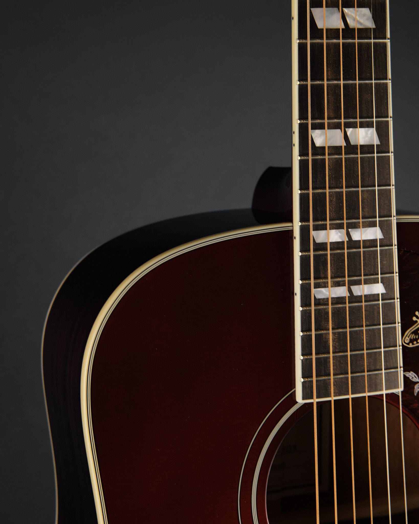 Sigma SDM-SG5 Hummingbird Dreadnought Sunburst (Second-Hand)