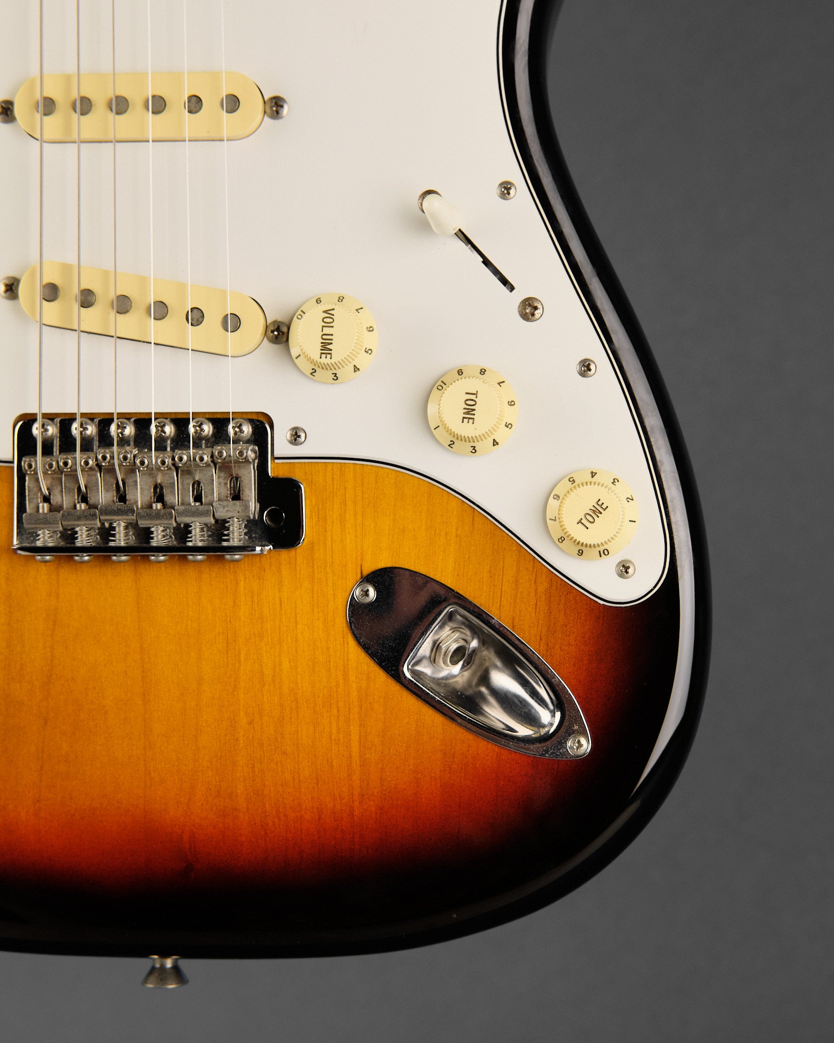 2000s Fender CIJ ST-STD Stratocaster Sunburst