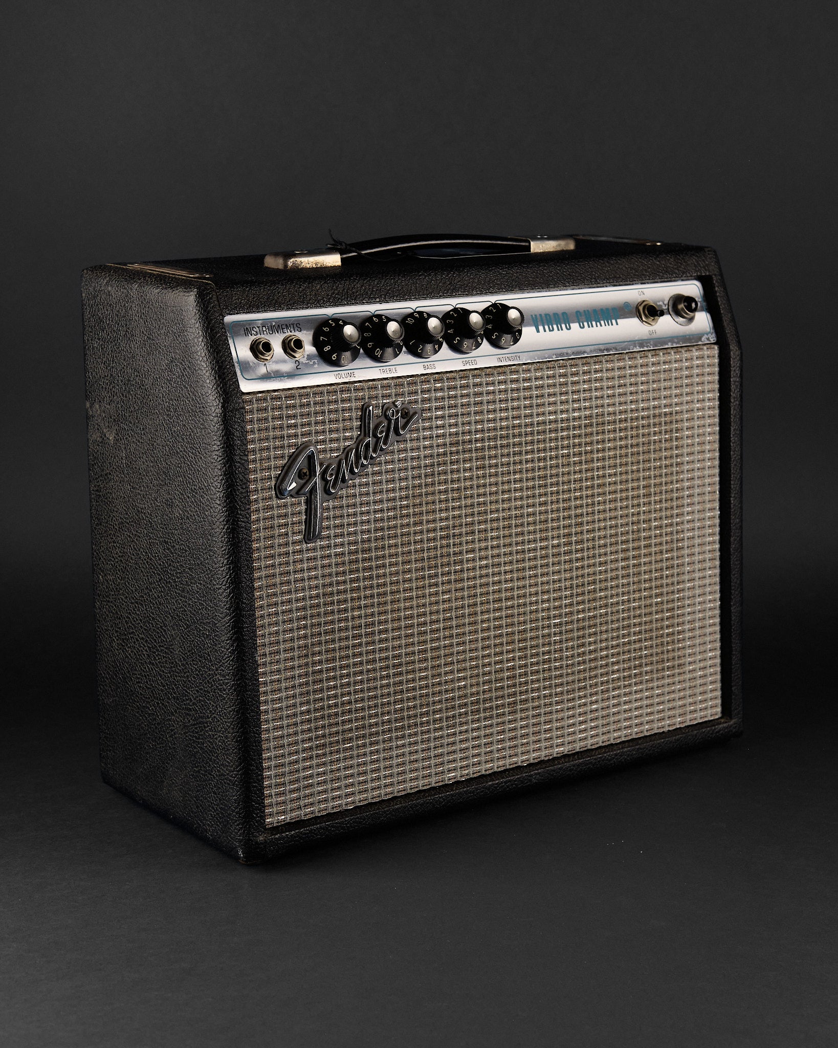 1977 Fender Vibro Champ 1x8" Guitar Combo