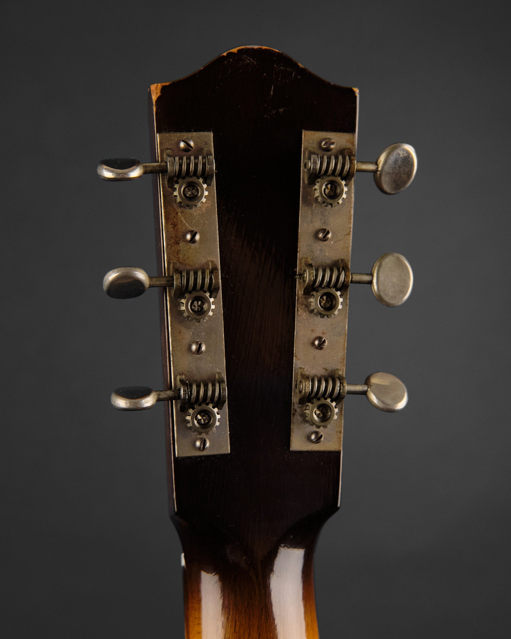 1947 Levin Model 52 Sunburst