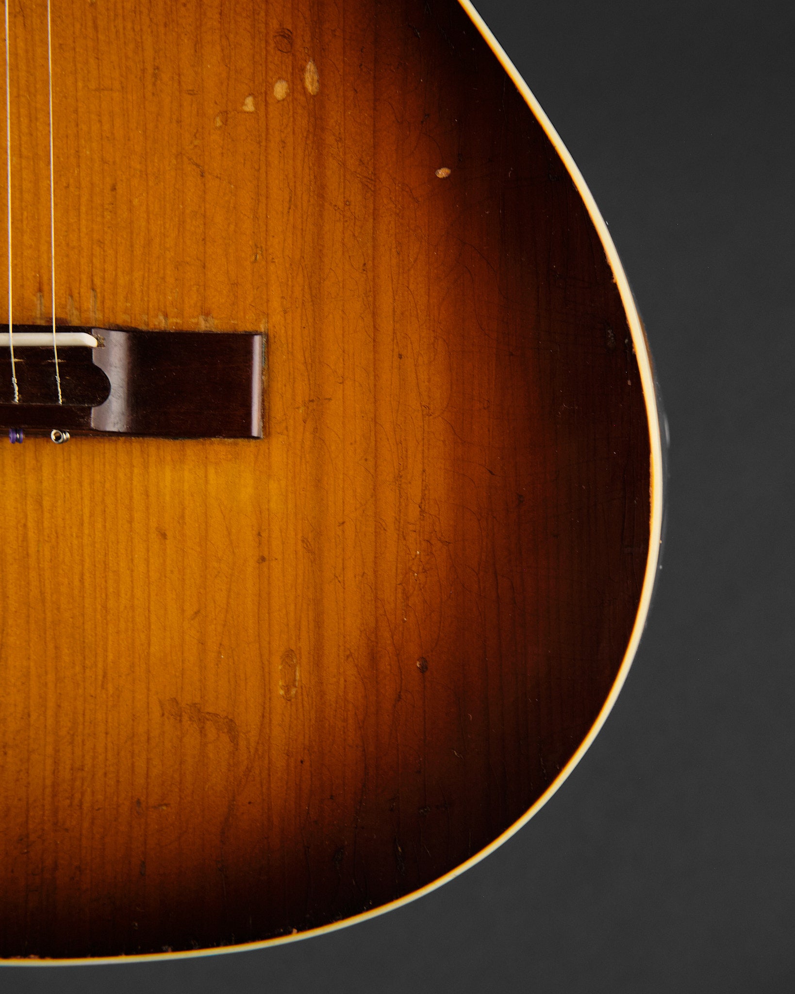 1947 Levin Model 52 Sunburst