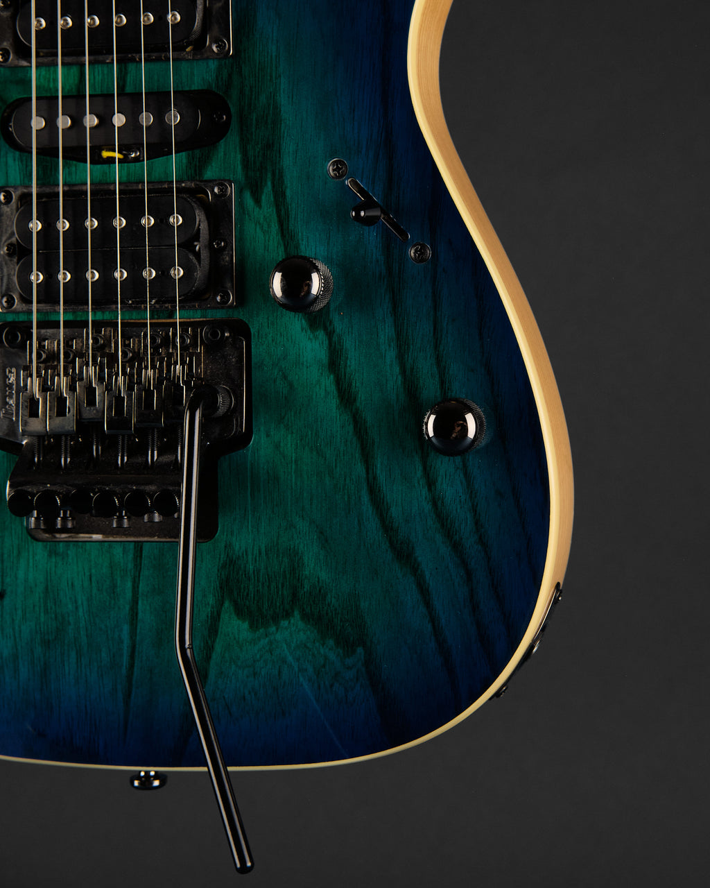 2021 Ibanez RG470AHM Blue Moon Burst