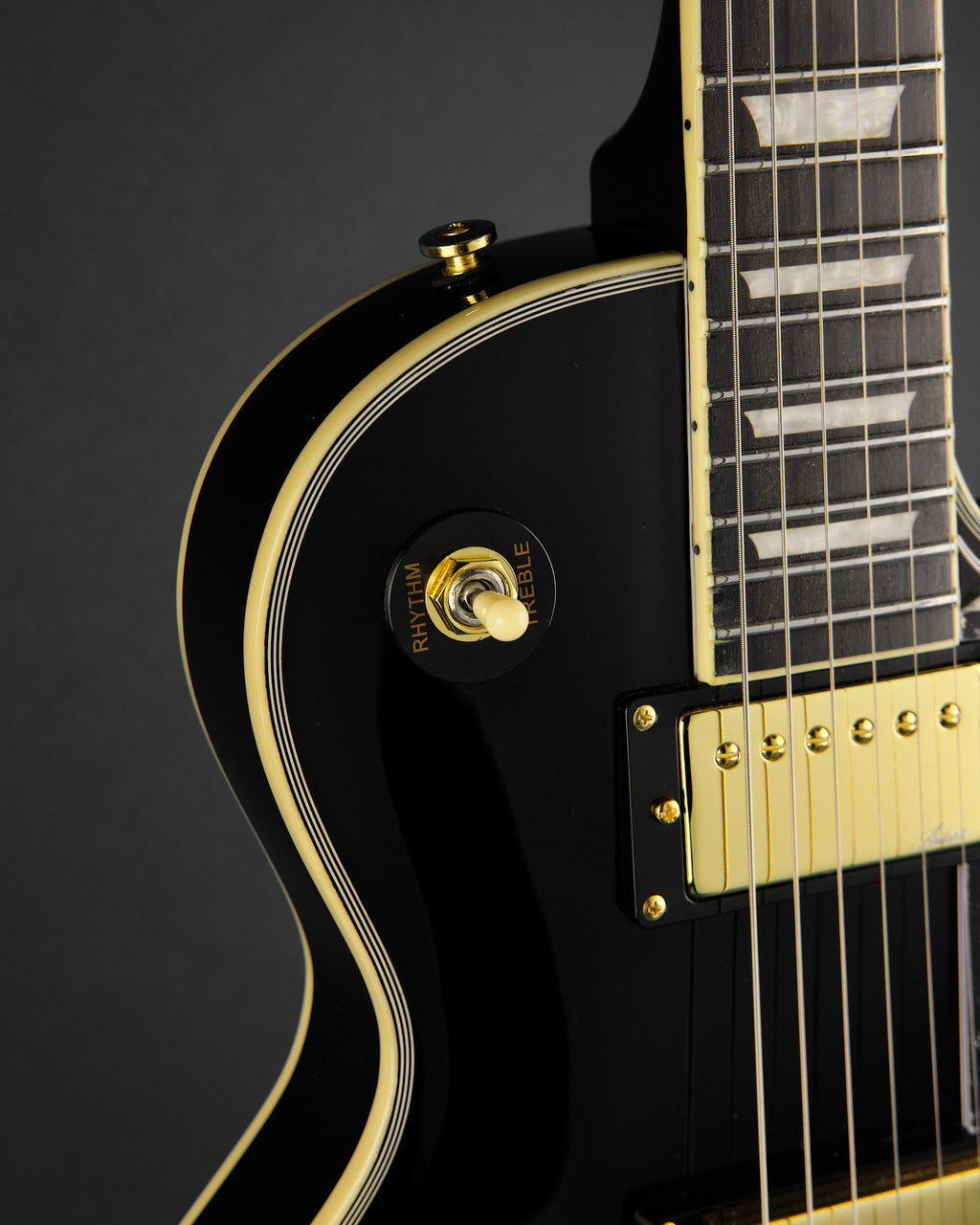 Artist AP97BB Black (Second-Hand)