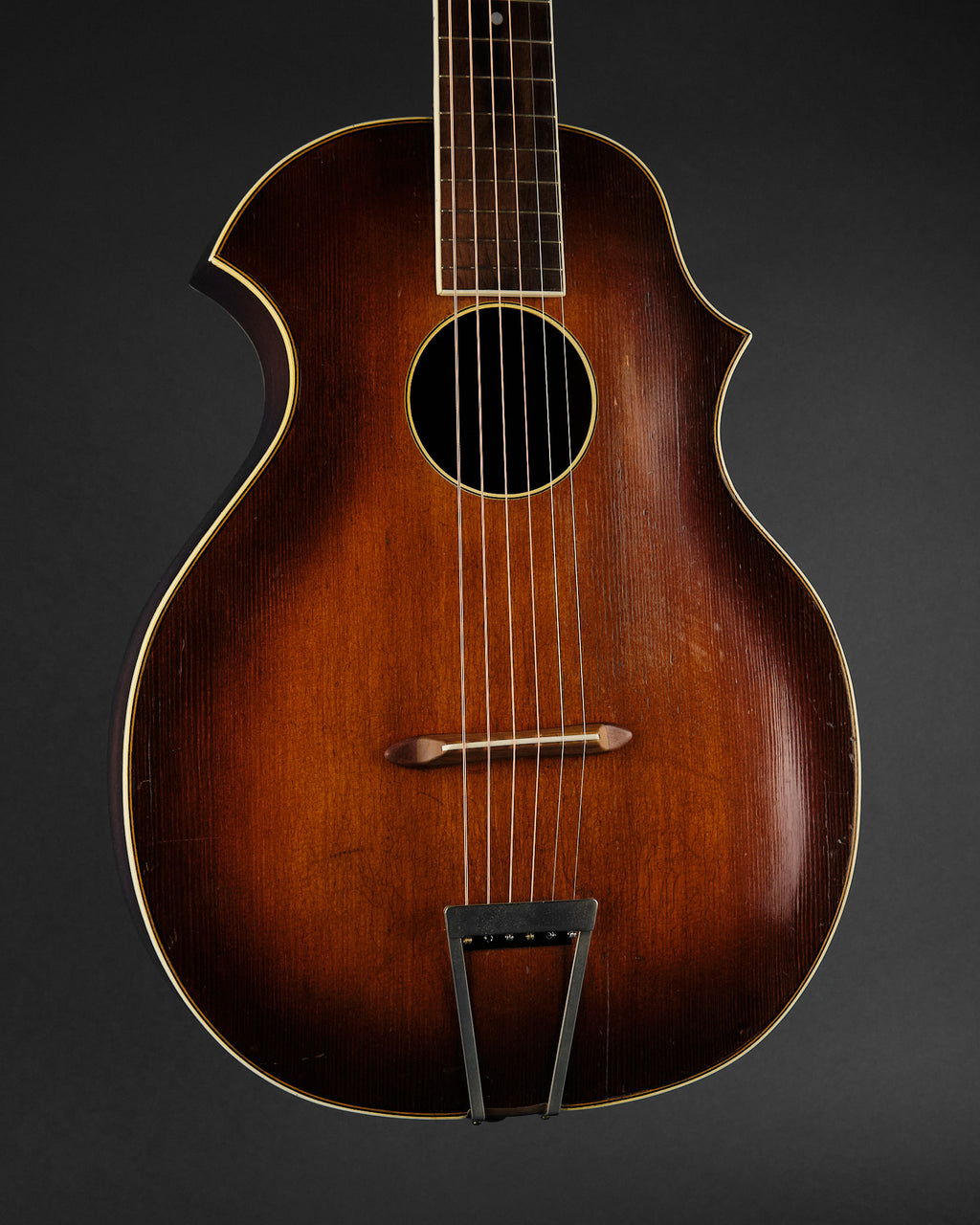 1930s Kay Kraft Style A Venetian Spruce