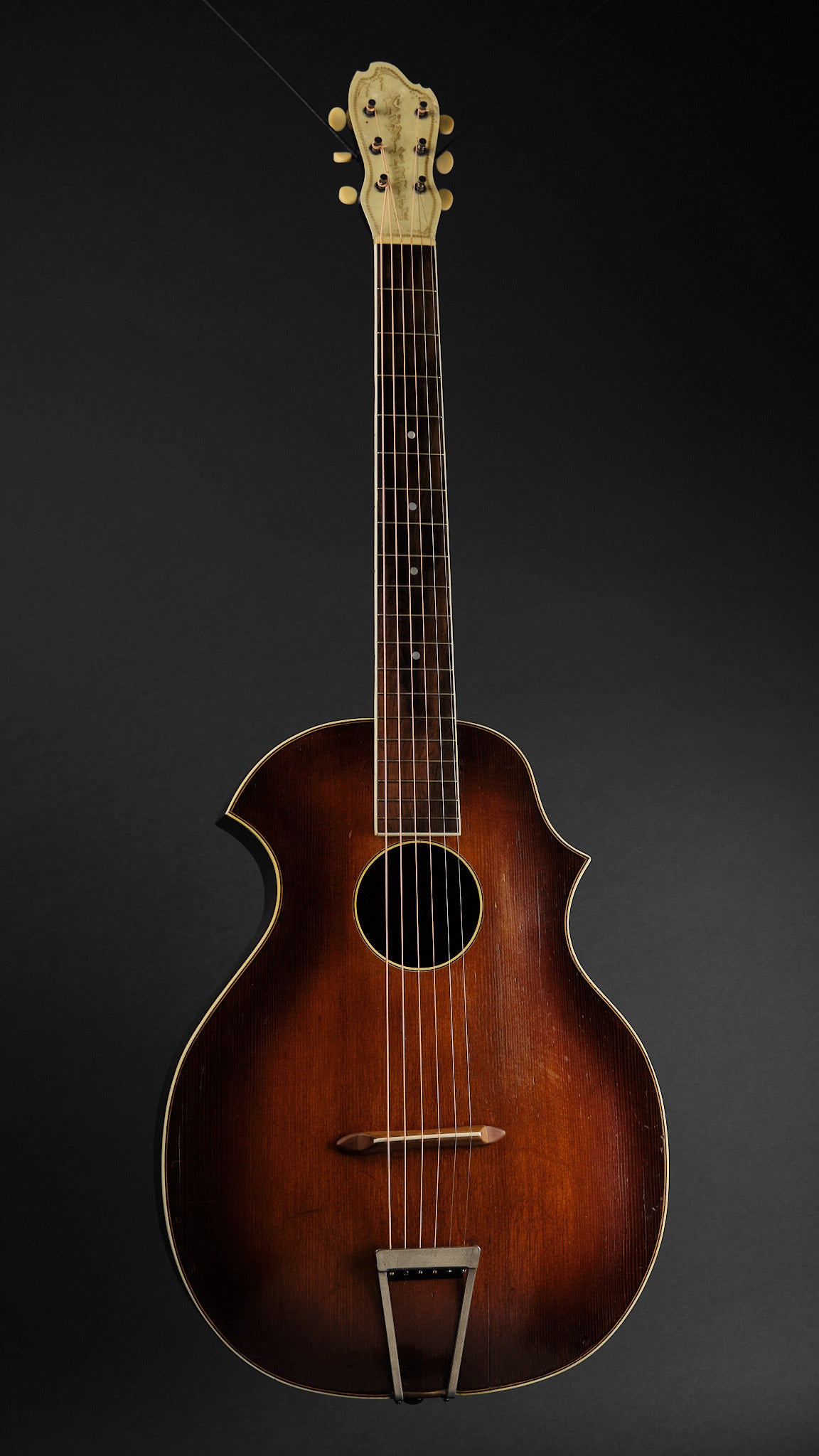 1930s Kay Kraft Style A Venetian Spruce