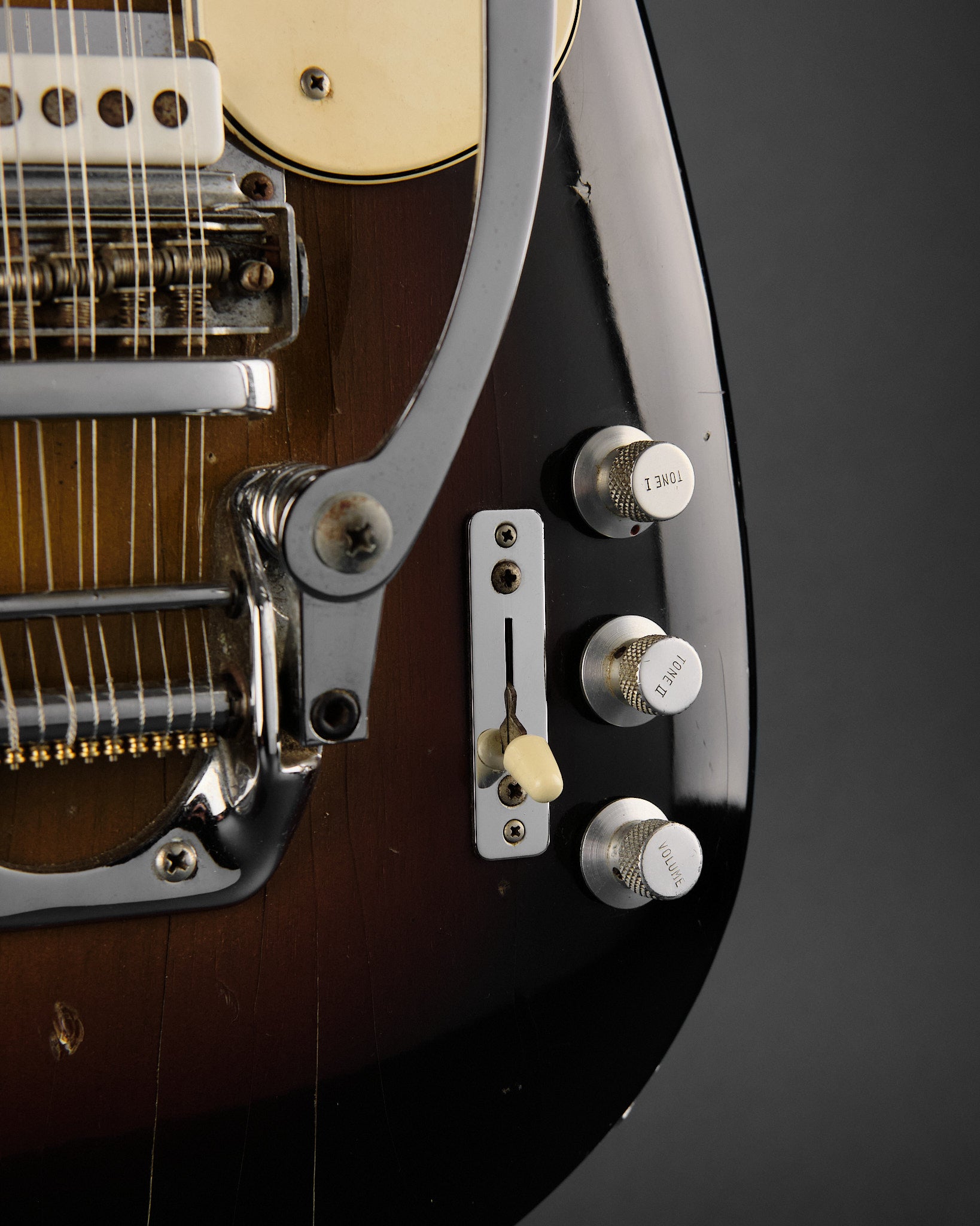 1966 Vox V223 Mark XII 'Teardrop' Sunburst