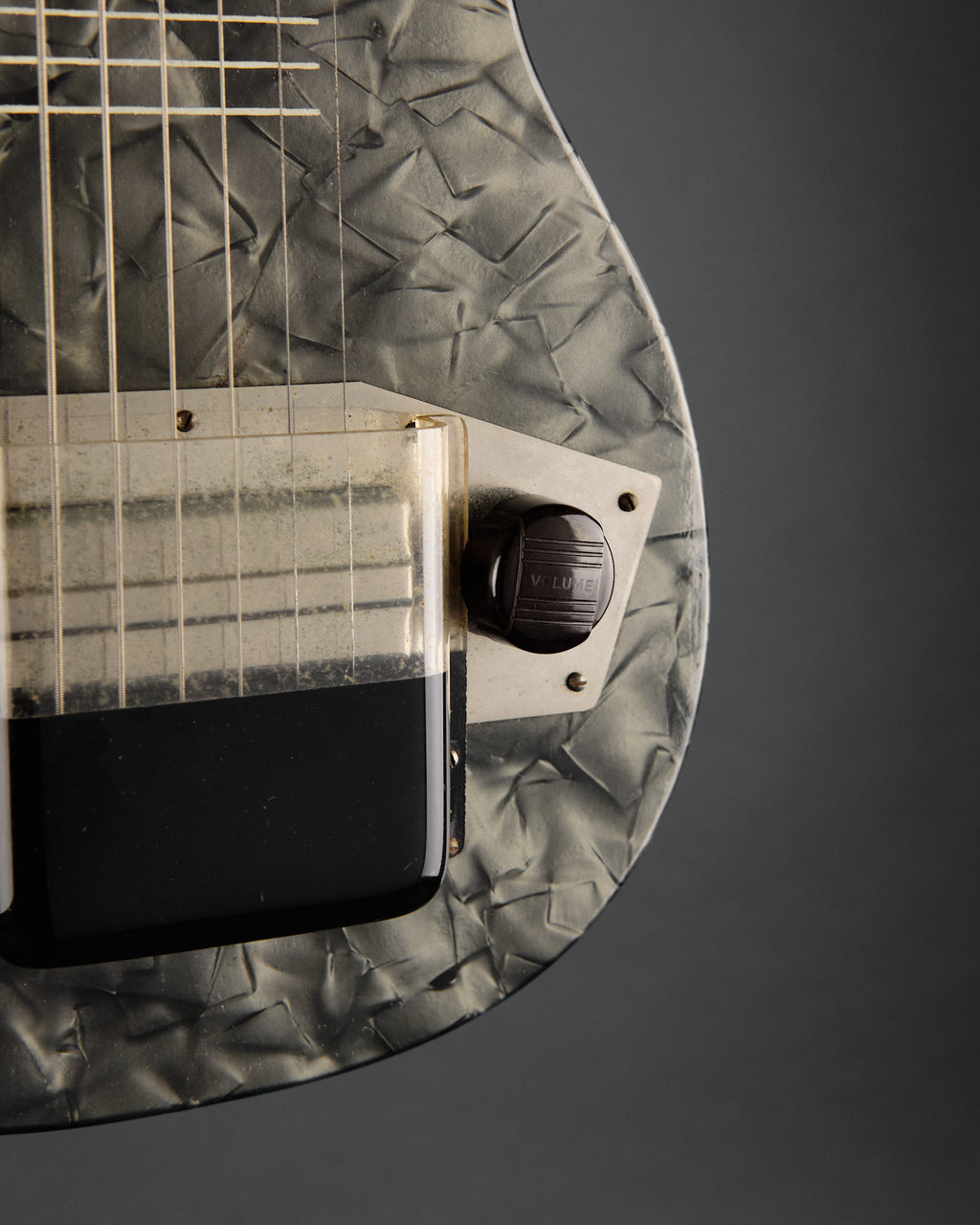 1953 Harmony H-4 Lap Steel Pearloid Grey