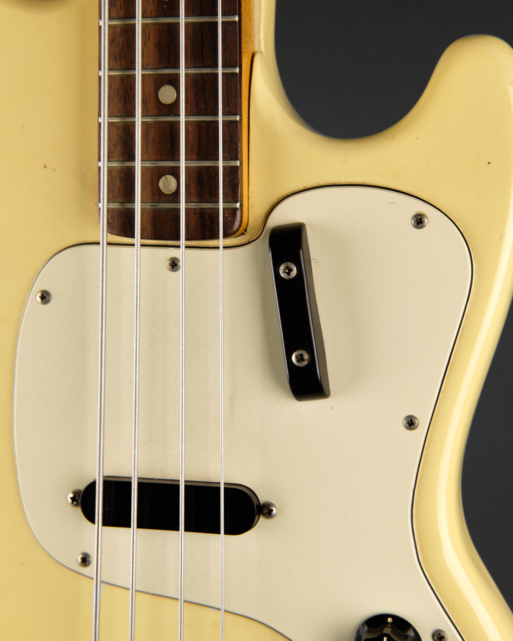 1971 Fender Musicmaster Bass Olympic White