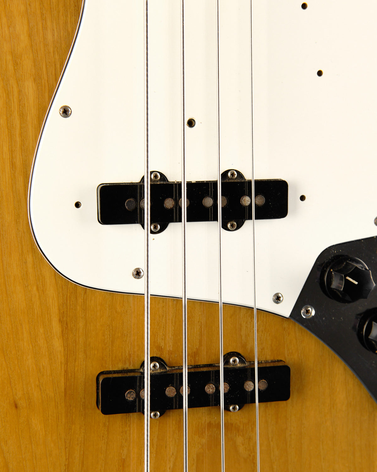 2000s Fender CIJ JB75-90US Jazz Bass Natural