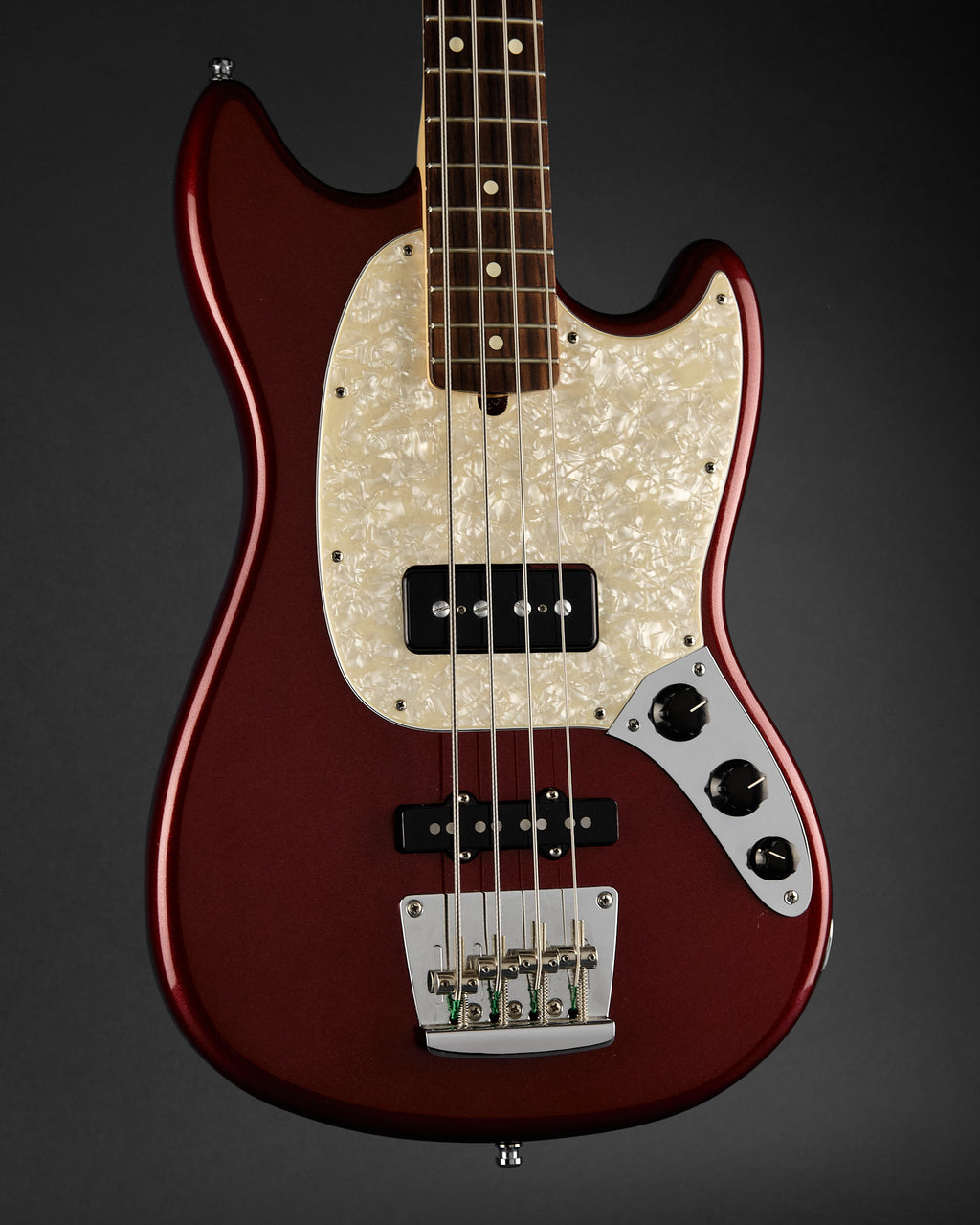 2019 Fender American Performer Mustang Bass Aubergine