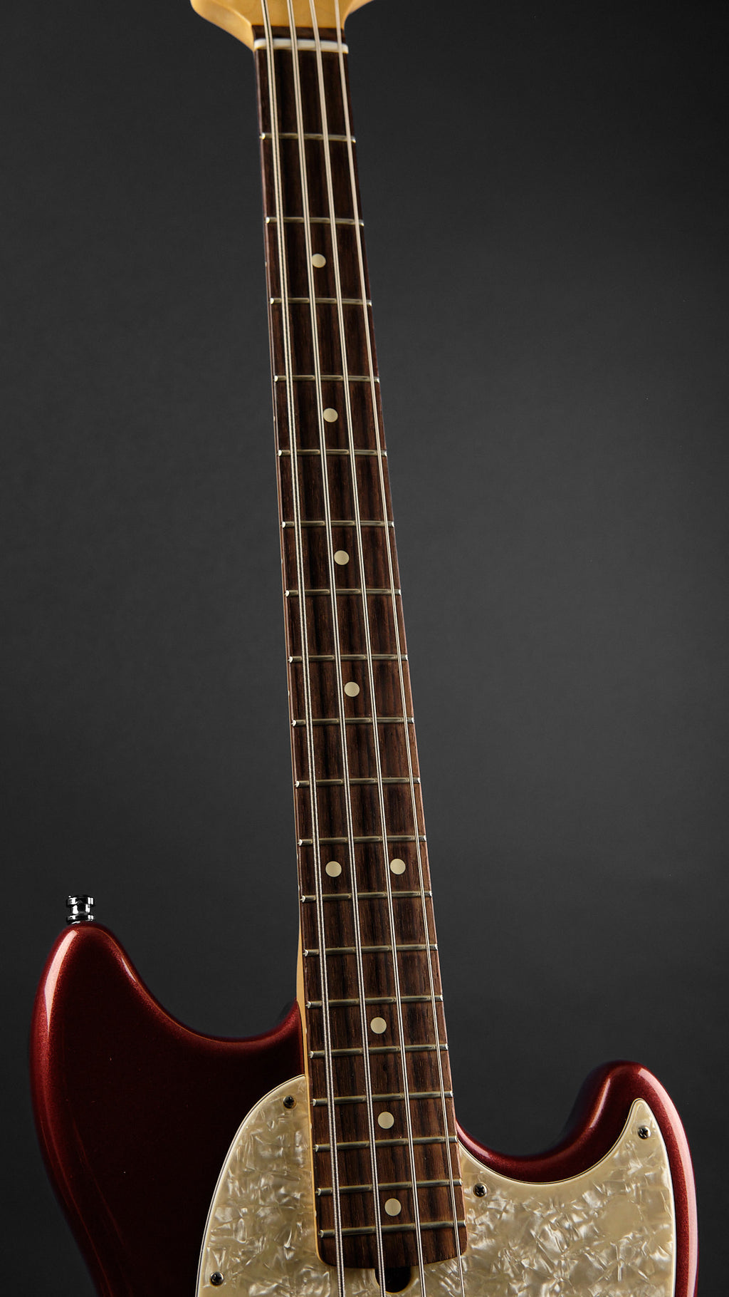 2019 Fender American Performer Mustang Bass Aubergine