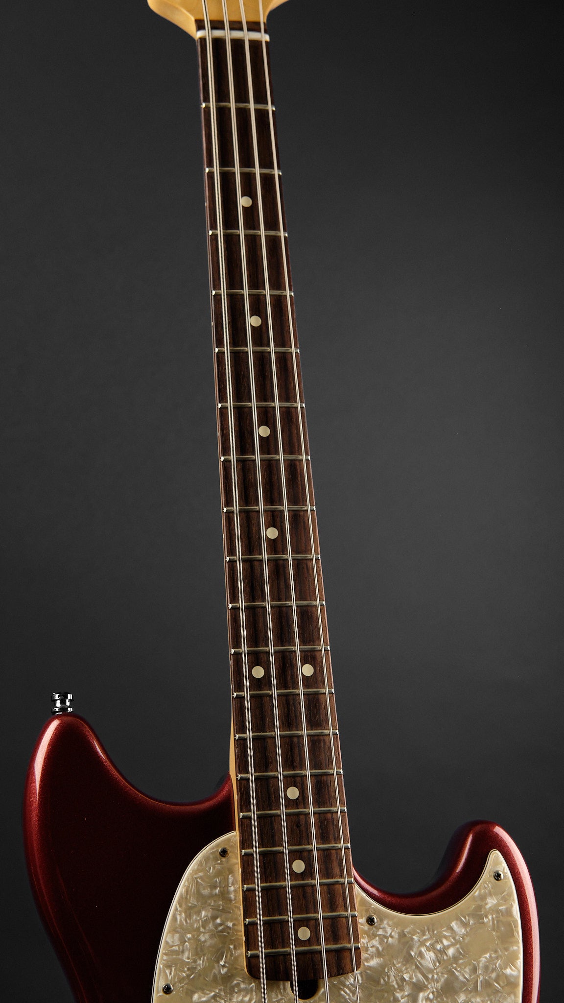 2019 Fender American Performer Mustang Bass Aubergine