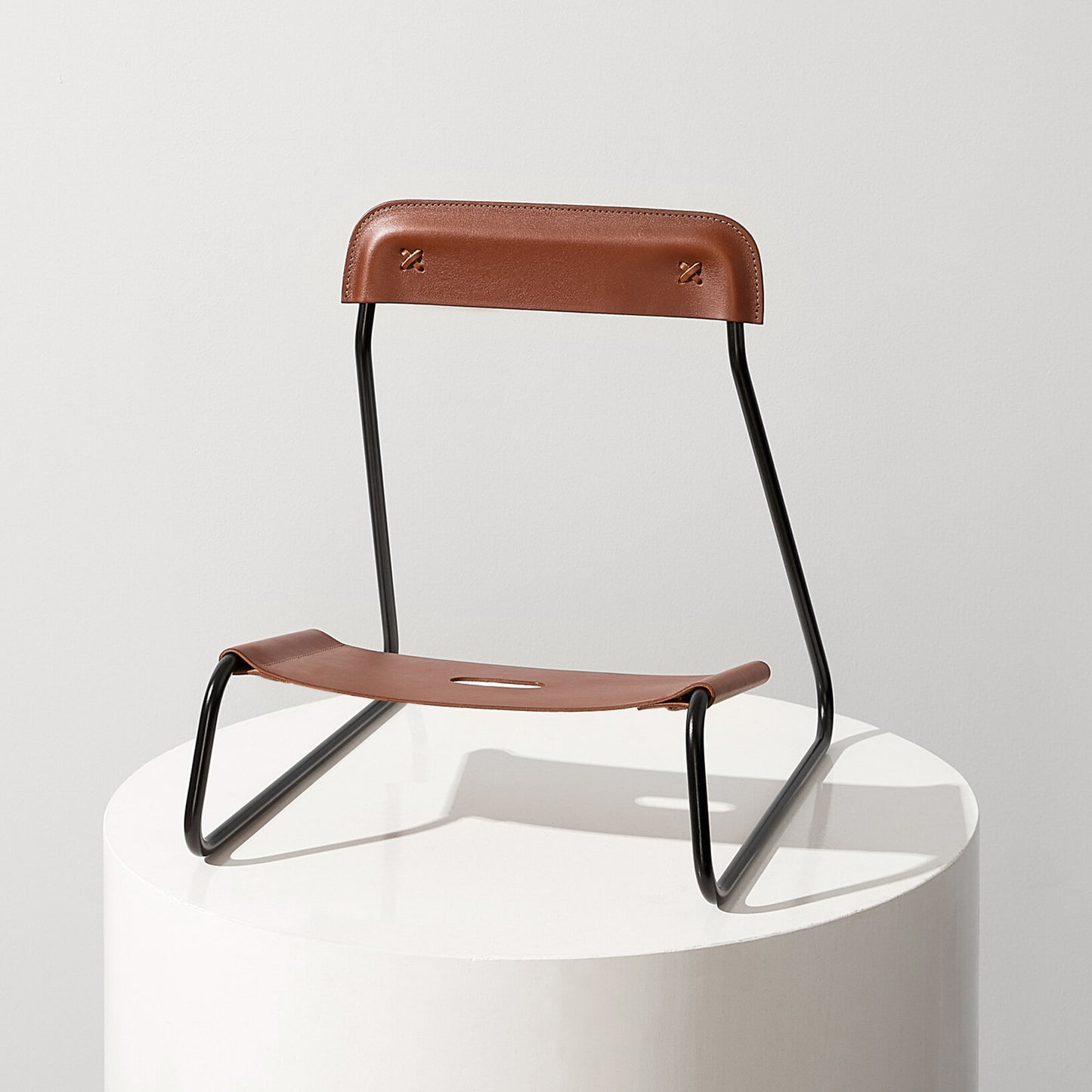 MINIM Sling Stand Tan