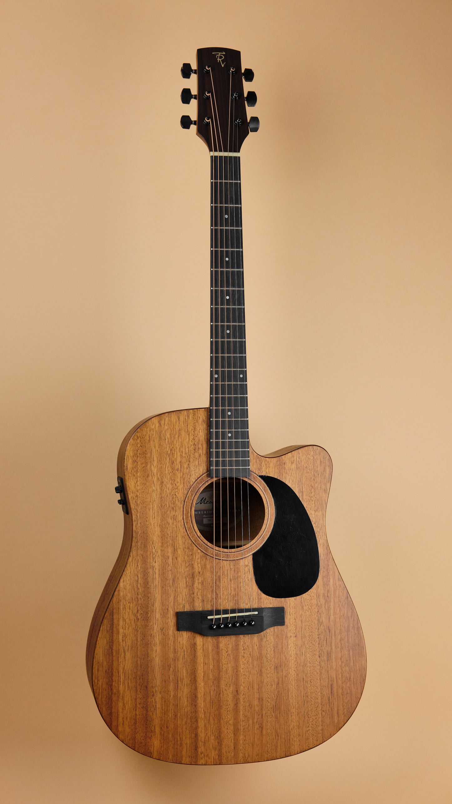 Timberidge 'Messenger Series' Mahogany Dreadnought Cutaway Natural Satin (Second-Hand)