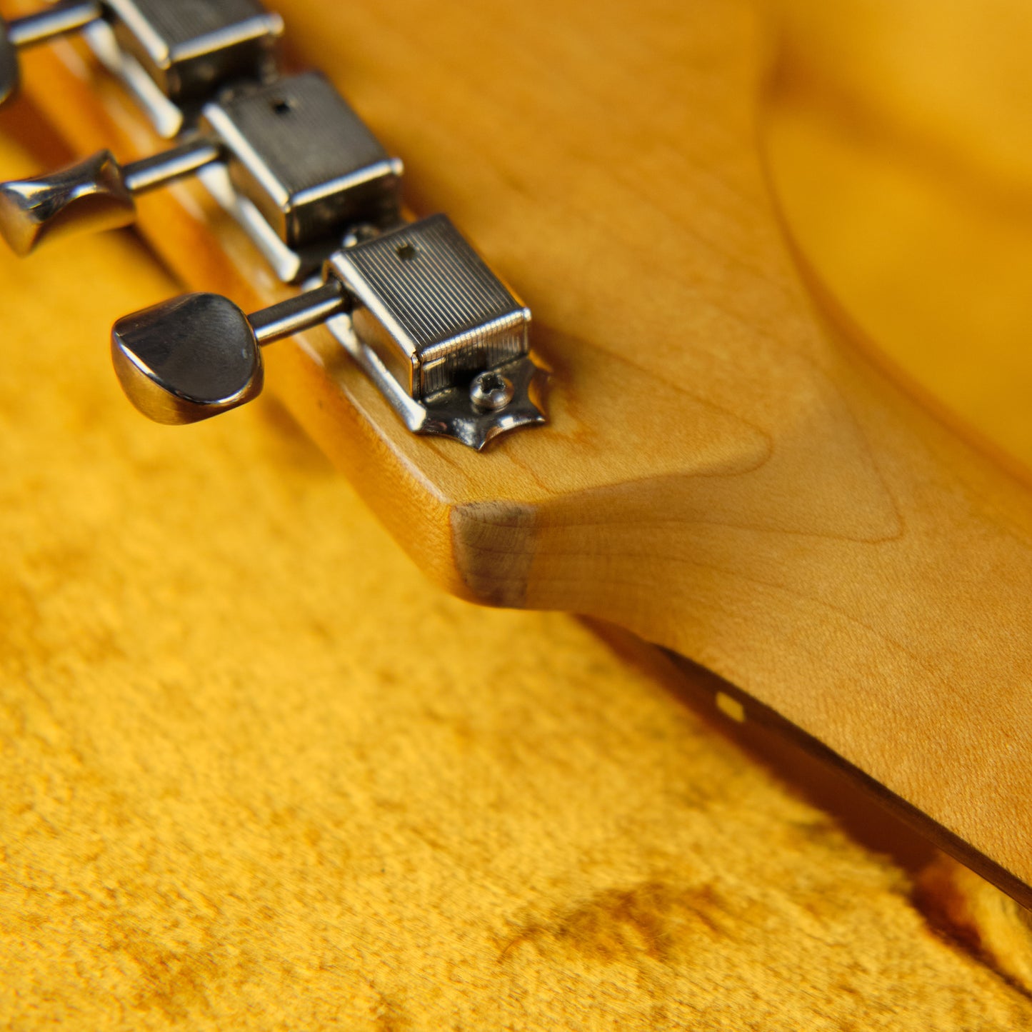 2010 Fender American Vintage '62 Stratocaster Left Handed Sunburst