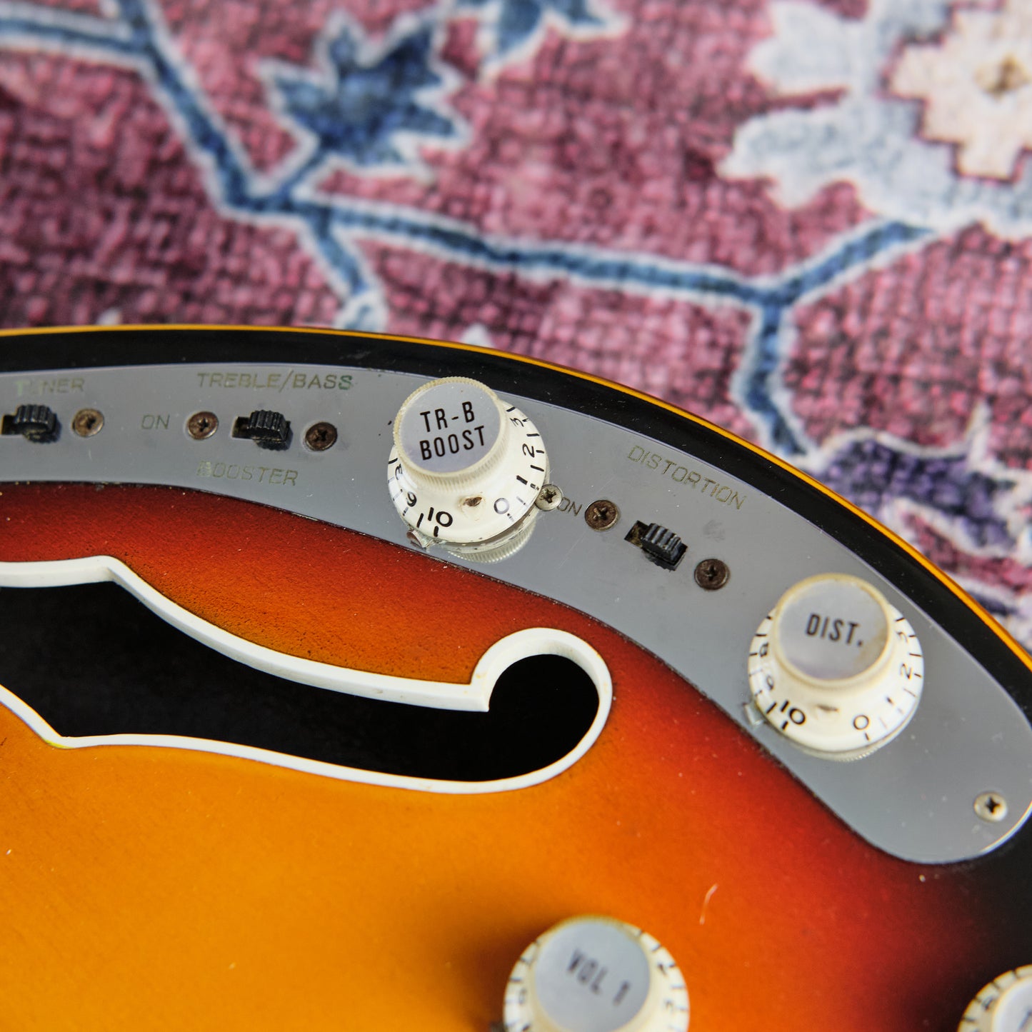 1968 VOX Apollo V622 Sunburst