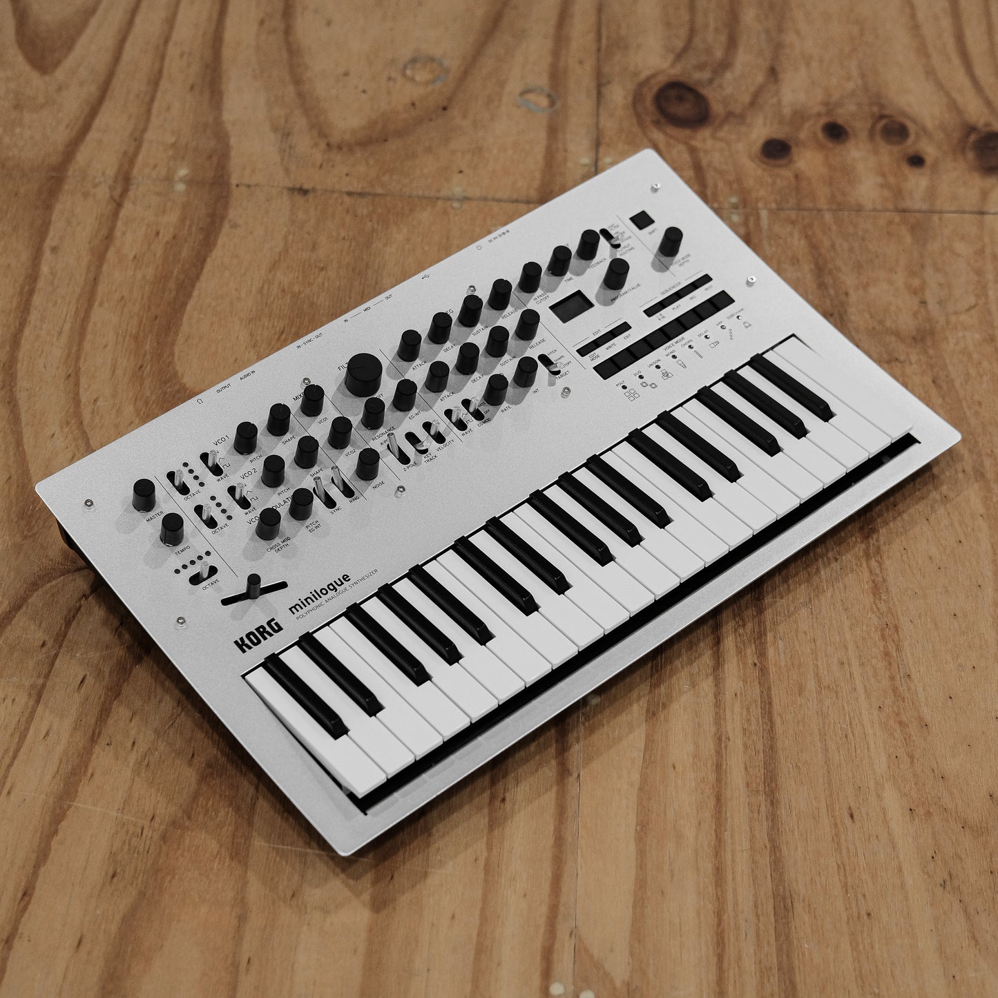 Korg Minilogue Synthesizer (Second-Hand)